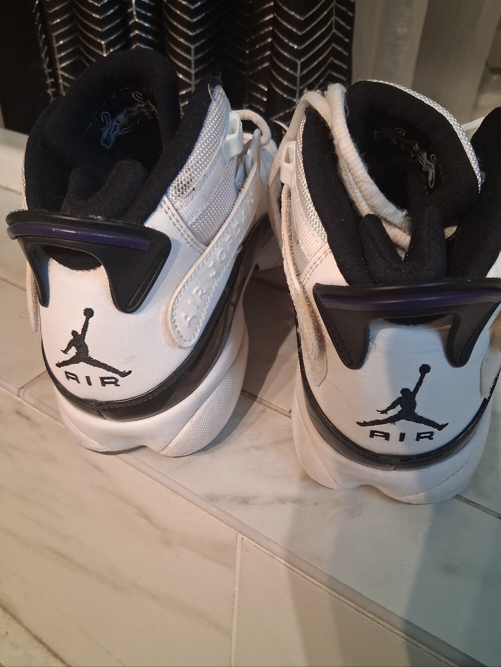 Jordan 6 Rings - Picture 3 of 7